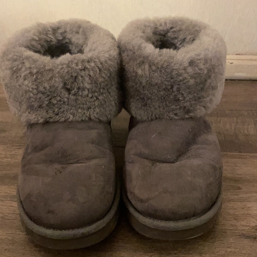 Short Uggs - image 2